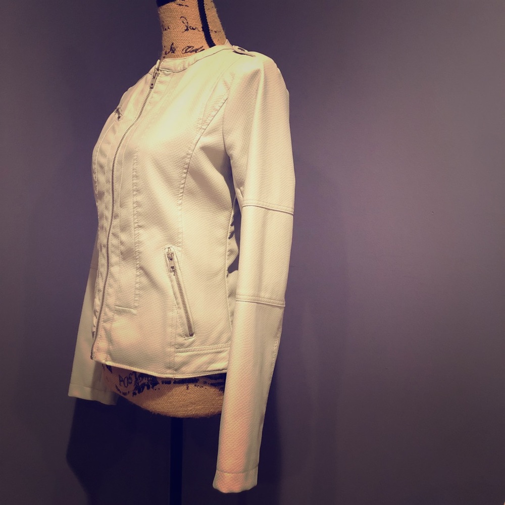 Mossimo Taupe Cream Pleather Snake-embossed Jacket